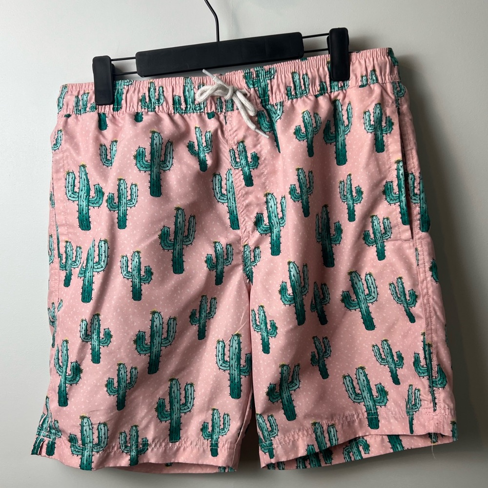 Valor Mens Swim Trunks Medium Pink 🌵 Cactus Prickly Desert 3 pocket No liner